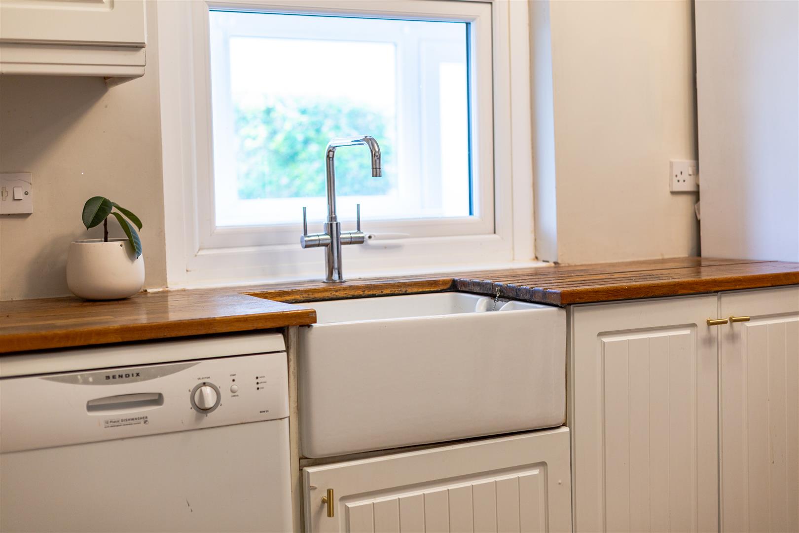 Pen Y Lan, Penclawdd, Swansea, SA4 3LL